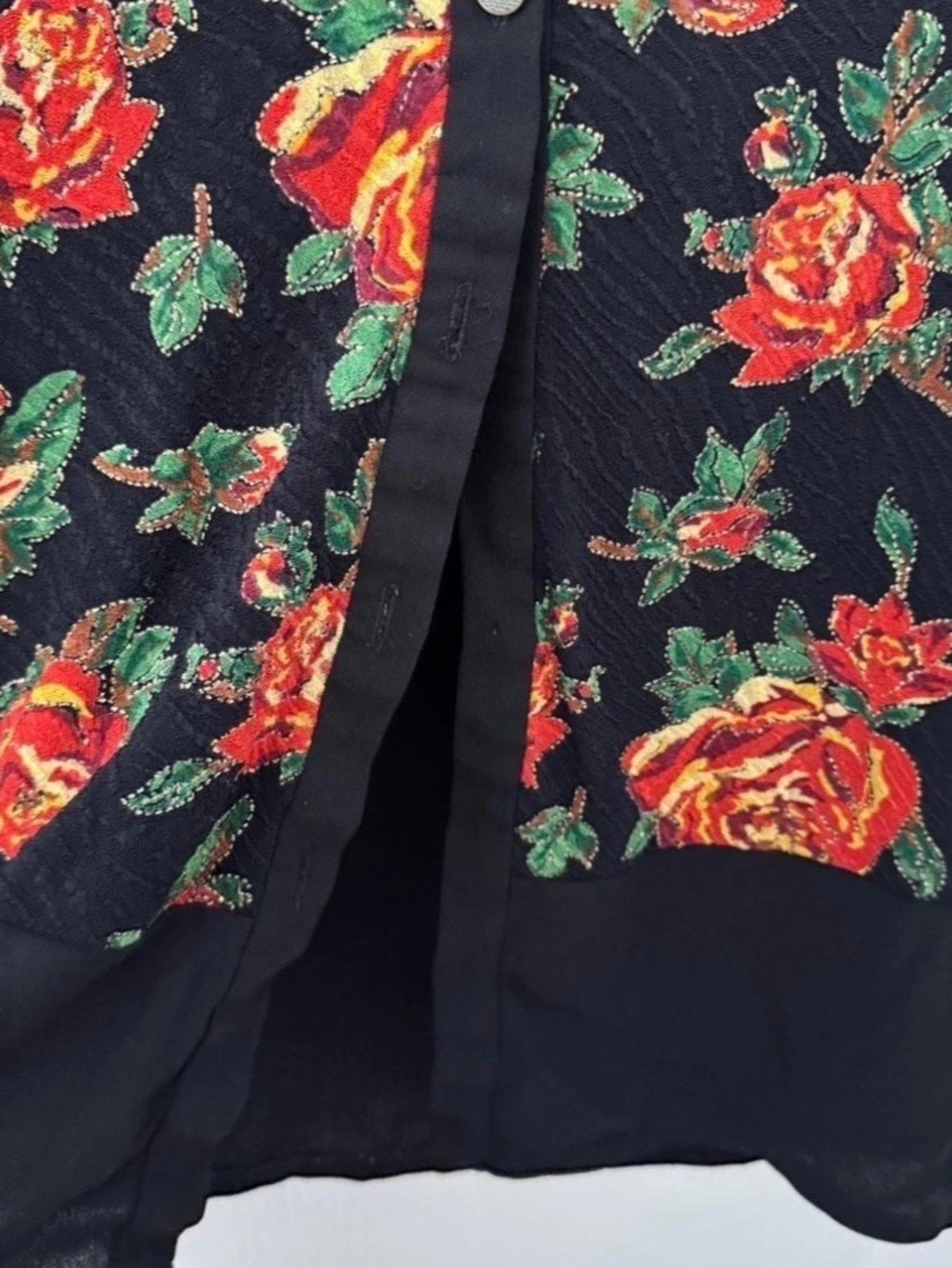 Fan Jia Floral Button Down Shirt in Black & Red - Picture 4 of 5
